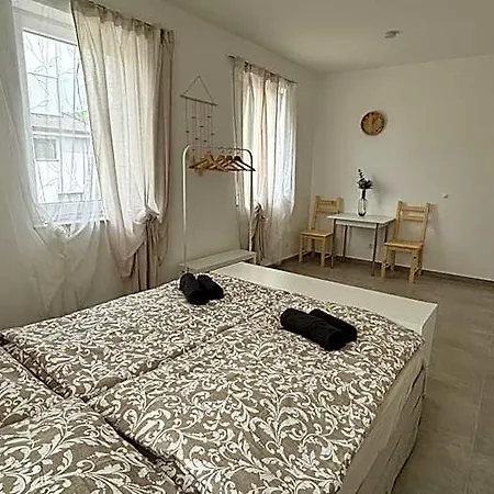 Hotel Langenzersdorf Apartment *