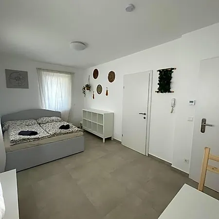Langenzersdorf Apartment